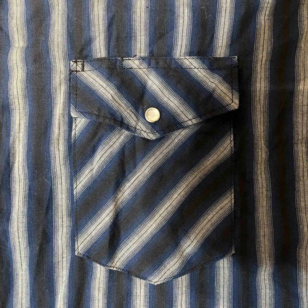 Vintage Wrangler Pearl Snap Button Down - image 4